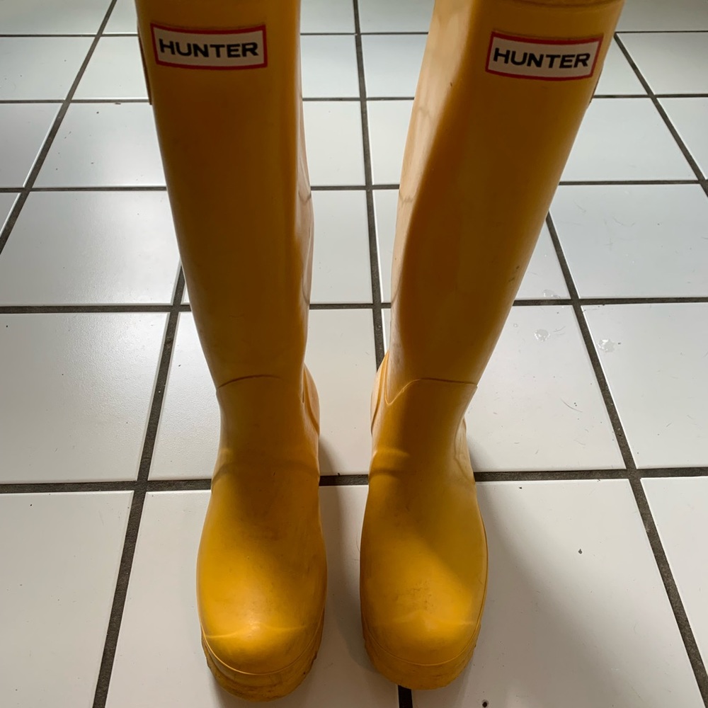Hunter Original Tall Rain Boots (Wellies)